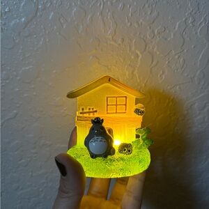 Totoro light up trinket